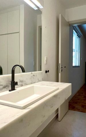 Apartamento à venda com 137m², 3 quartos e 1 vaga Apartamento à venda com 137m², 3 quartos e 1 vagaBanheiro da Suíte