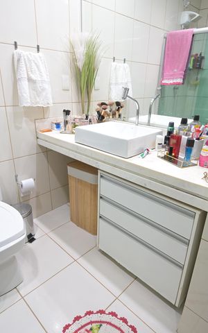 Casa à venda com 187m², 3 quartos e 3 vagas