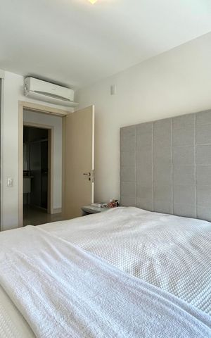Apartamento para alugar com 196m², 3 quartos e 2 vagas Apartamento para alugar com 196m², 3 quartos e 2 vagasSuíte 2