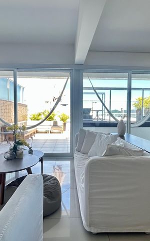 Apartamento para alugar com 196m², 3 quartos e 2 vagas Apartamento para alugar com 196m², 3 quartos e 2 vagasSala