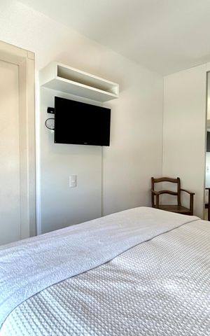 Apartamento para alugar com 196m², 3 quartos e 2 vagas Apartamento para alugar com 196m², 3 quartos e 2 vagasSuíte 2