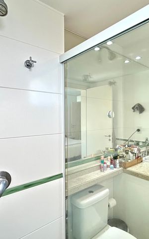 Apartamento para alugar com 196m², 3 quartos e 2 vagas Apartamento para alugar com 196m², 3 quartos e 2 vagasBanheiro suíte 2