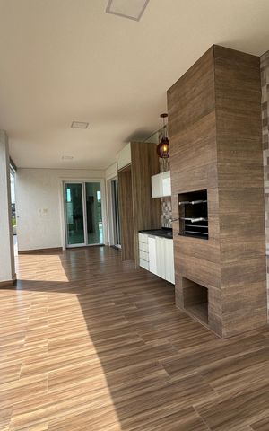 Casa de condomínio para alugar com 262m², 4 quartos e 4 vagas Casa de condomínio para alugar com 262m², 4 quartos e 4 vagasChurrasqueira