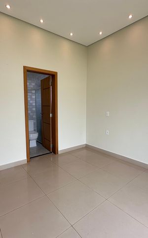 Casa de condomínio para alugar com 262m², 4 quartos e 4 vagas Casa de condomínio para alugar com 262m², 4 quartos e 4 vagasSuíte 1