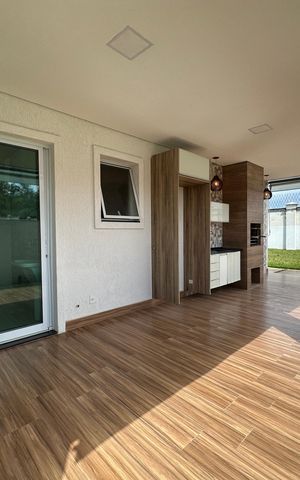Casa de condomínio para alugar com 262m², 4 quartos e 4 vagas Casa de condomínio para alugar com 262m², 4 quartos e 4 vagasChurrasqueira