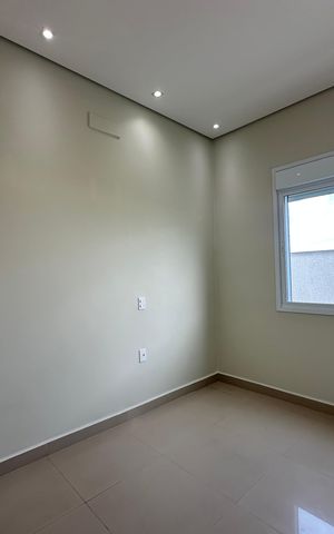 Casa de condomínio para alugar com 262m², 4 quartos e 4 vagas Casa de condomínio para alugar com 262m², 4 quartos e 4 vagasQuarto 2