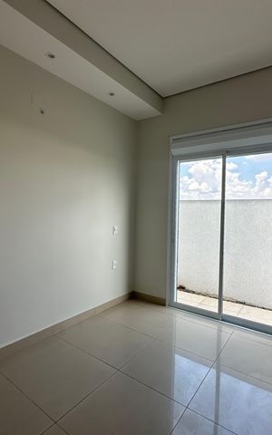 Casa de condomínio para alugar com 262m², 4 quartos e 4 vagas Casa de condomínio para alugar com 262m², 4 quartos e 4 vagasQuarto 1