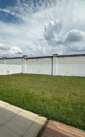 Casa de condomínio para alugar com 262m², 4 quartos e 4 vagas Casa de condomínio para alugar com 262m², 4 quartos e 4 vagasQuintal