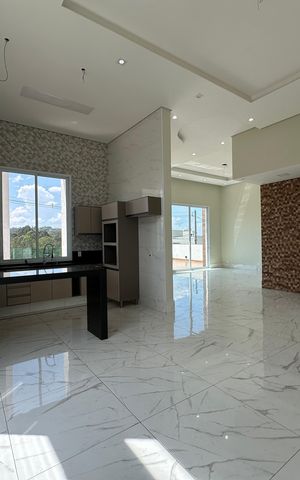 Casa de condomínio para alugar com 262m², 4 quartos e 4 vagas Casa de condomínio para alugar com 262m², 4 quartos e 4 vagasSala