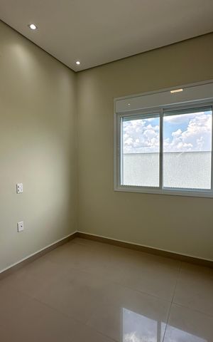 Casa de condomínio para alugar com 262m², 4 quartos e 4 vagas Casa de condomínio para alugar com 262m², 4 quartos e 4 vagasQuarto 2