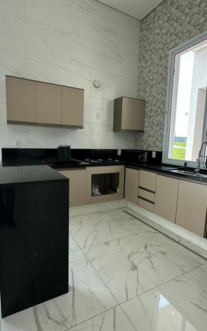 Casa de condomínio para alugar com 262m², 4 quartos e 4 vagas Casa de condomínio para alugar com 262m², 4 quartos e 4 vagasCozinha