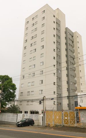 Apartamento para alugar com 49m², 2 quartos e 1 vaga Apartamento para alugar com 49m², 2 quartos e 1 vagaFachada