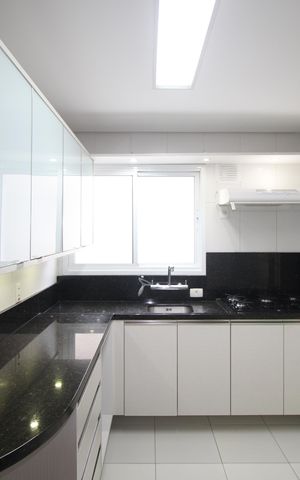 Apartamento para alugar com 91m², 2 quartos e 2 vagasCozinha