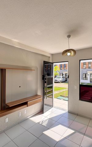 Casa de condomínio à venda com 65m², 2 quartos e 1 vaga Casa de condomínio à venda com 65m², 2 quartos e 1 vagaSala