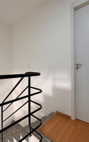 Casa de condomínio à venda com 65m², 2 quartos e 1 vaga Casa de condomínio à venda com 65m², 2 quartos e 1 vagaCorredor