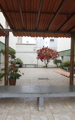 Apartamento à venda com 57m², 2 quartos e 1 vagaÁrea comum