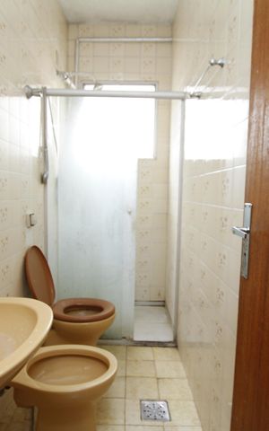 Apartamento à venda com 57m², 2 quartos e 1 vagaBanheiro Social