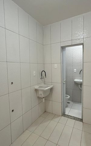 Casa para alugar com 35m², 1 quarto e sem vagaCozinha e Área de Serviço