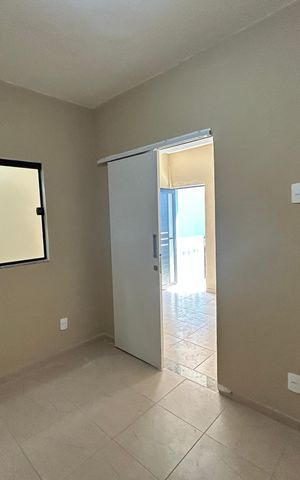 Casa para alugar com 35m², 1 quarto e sem vagaQuarto