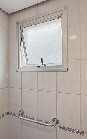 Apartamento à venda com 86m², 3 quartos e 2 vagas Apartamento à venda com 86m², 3 quartos e 2 vagasBanheiro da Suíte