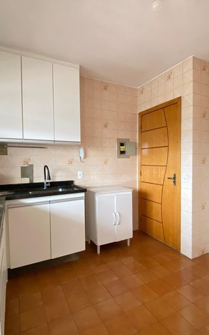 Apartamento à venda com 80m², 2 quartos e 1 vaga
