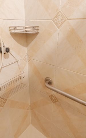 Apartamento para alugar com 90m², 2 quartos e sem vagaBanheiro