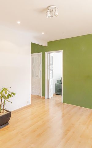Apartamento para alugar com 90m², 2 quartos e sem vagaSala