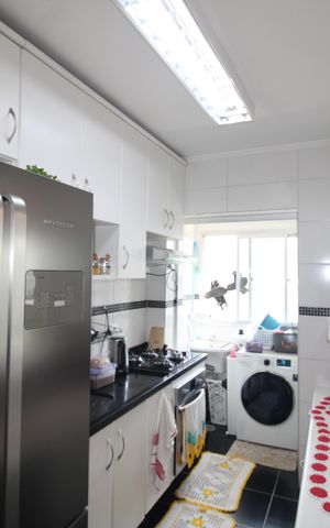 Apartamento à venda com 53m², 2 quartos e 2 vagasCozinha / Área de Serviço