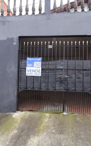 Casa à venda com 125m², 3 quartos e 2 vagasFachada