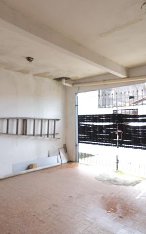 Casa à venda com 125m², 3 quartos e 2 vagasGaragem