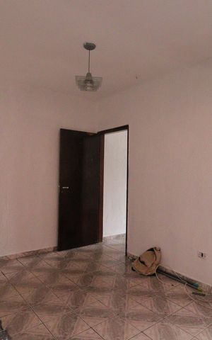 Casa à venda com 125m², 3 quartos e 2 vagasSala