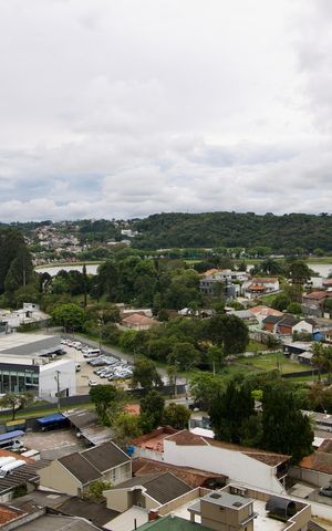 Apartamento para alugar com 147m², 3 quartos e 1 vaga Apartamento para alugar com 147m², 3 quartos e 1 vagaSacada - Vista