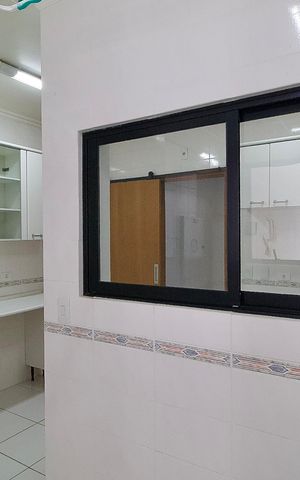 Apartamento para alugar com 147m², 3 quartos e 1 vaga Apartamento para alugar com 147m², 3 quartos e 1 vagaÁrea de Serviço
