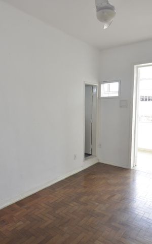 Apartamento para alugar com 85m², 2 quartos e sem vagaSuíte