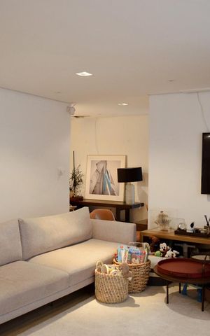 Apartamento para alugar com 221m², 3 quartos e 2 vagasSala de estar