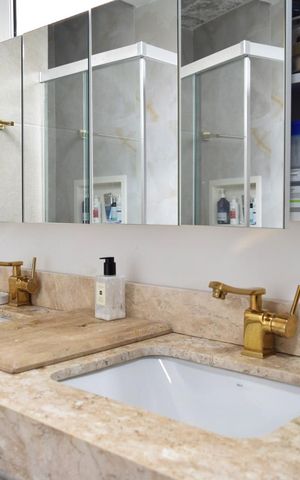 Apartamento para alugar com 221m², 3 quartos e 2 vagasBanheiro da Suíte