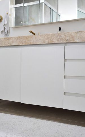 Apartamento para alugar com 221m², 3 quartos e 2 vagasBanheiro da Suíte