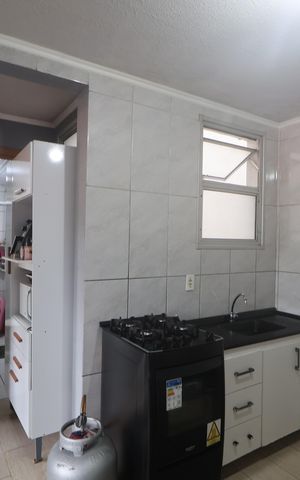 Apartamento à venda com 48m², 2 quartos e 1 vagaCozinha e Área de Serviço