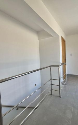 Apartamento à venda com 160m², 3 quartos e 2 vagas Apartamento à venda com 160m², 3 quartos e 2 vagasSala - Segundo Piso