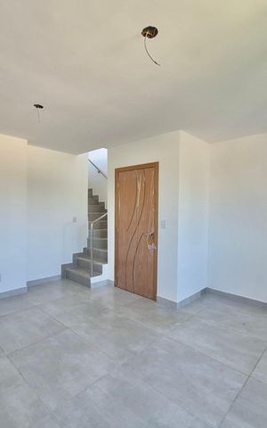 Apartamento à venda com 160m², 3 quartos e 2 vagas Apartamento à venda com 160m², 3 quartos e 2 vagasSala