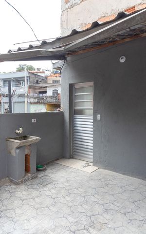 Casa para alugar com 50m², 3 quartos e sem vagaÁrea de Serviço