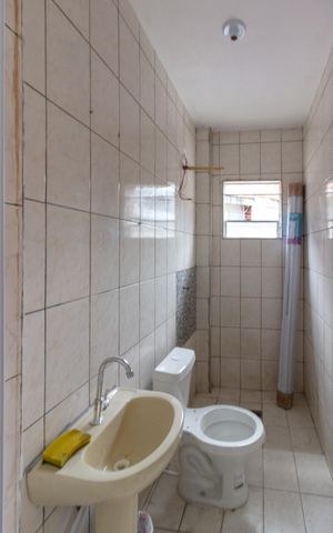 Casa para alugar com 50m², 3 quartos e sem vagaBanheiro