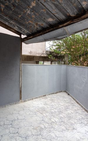 Casa para alugar com 50m², 3 quartos e sem vagaÁrea de Serviço