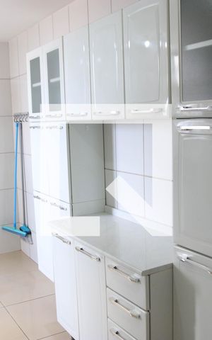 Apartamento à venda com 76m², 3 quartos e 1 vagaCozinha e Área de Serviço