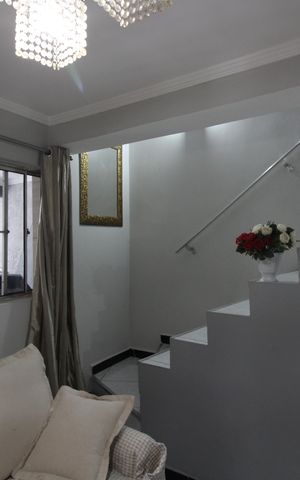 Casa para alugar com 90m², 3 quartos e 1 vagaSala