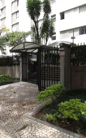 Apartamento à venda com 112m², 3 quartos e 1 vagaFachada