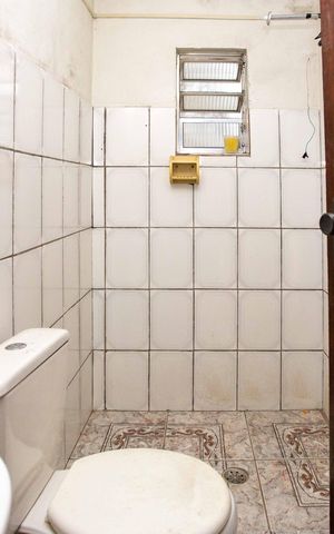 Casa para alugar com 100m², 4 quartos e 5 vagasBanheiro Casa 3