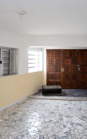 Casa para alugar com 100m², 4 quartos e 5 vagasÁrea de Serviço