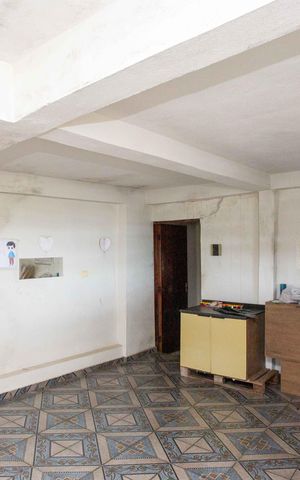 Casa para alugar com 100m², 4 quartos e 5 vagasSala/Cozinha Casa 2