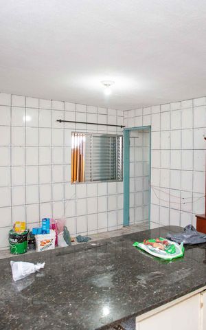Casa para alugar com 100m², 4 quartos e 5 vagasSala/Cozinha